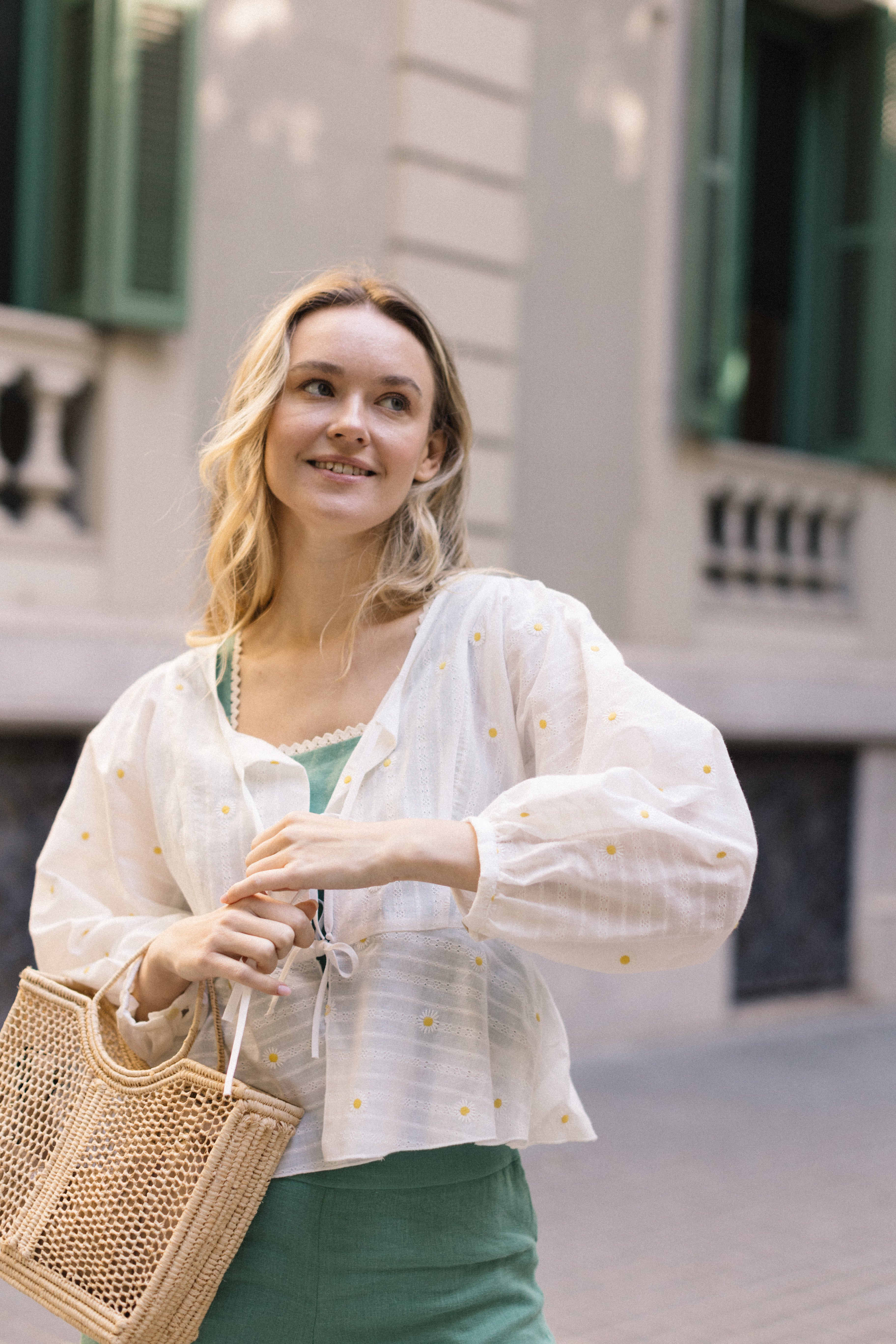 DAISY BLOUSE