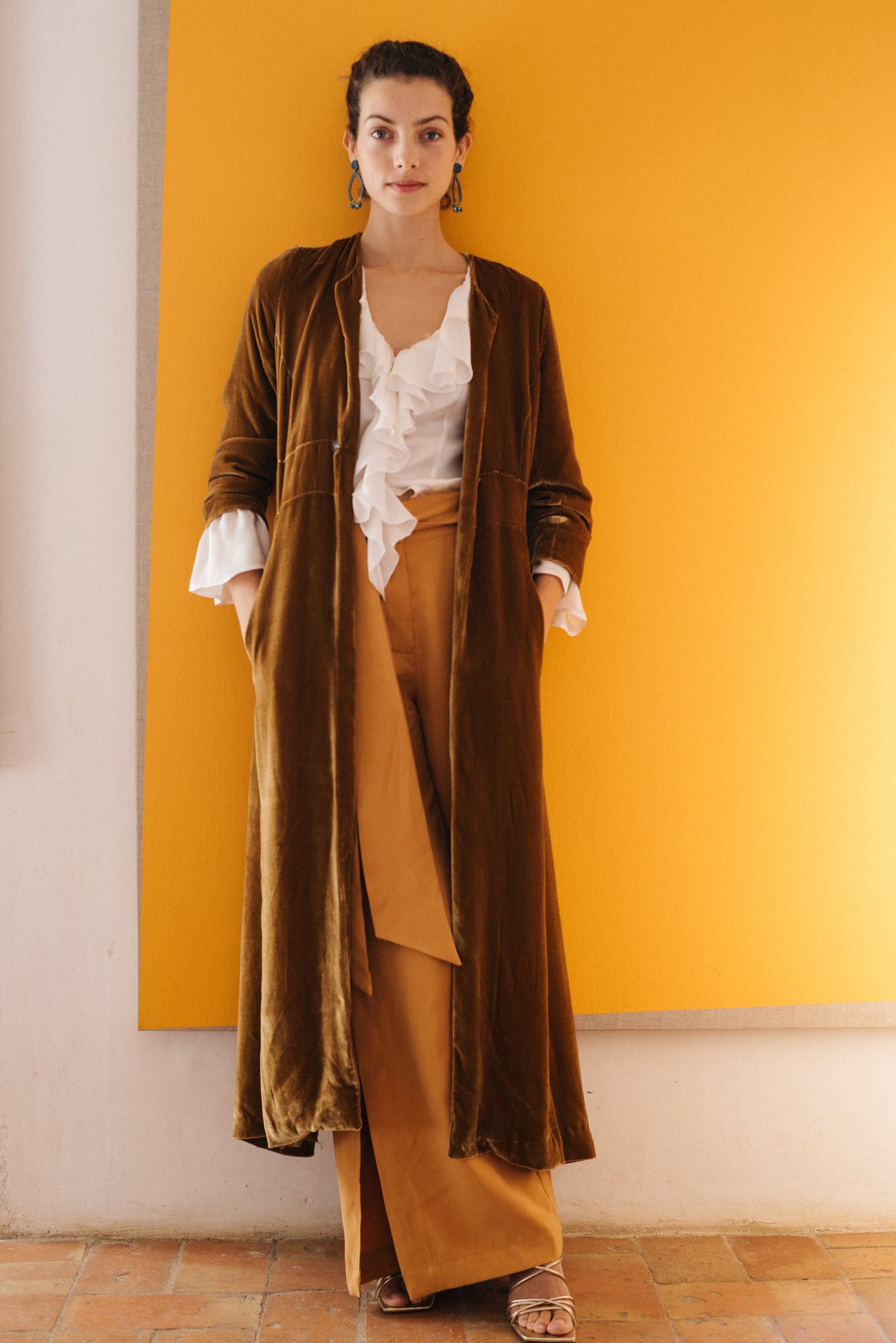 CHAQUETA LARGA TERCIOPELO