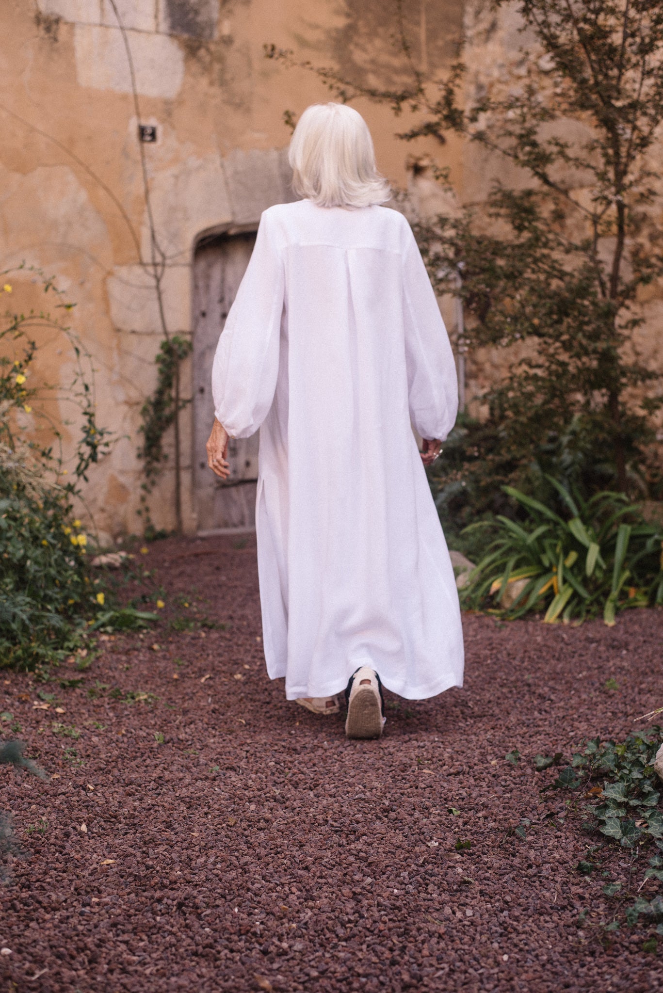WHITE LINEN DRESS