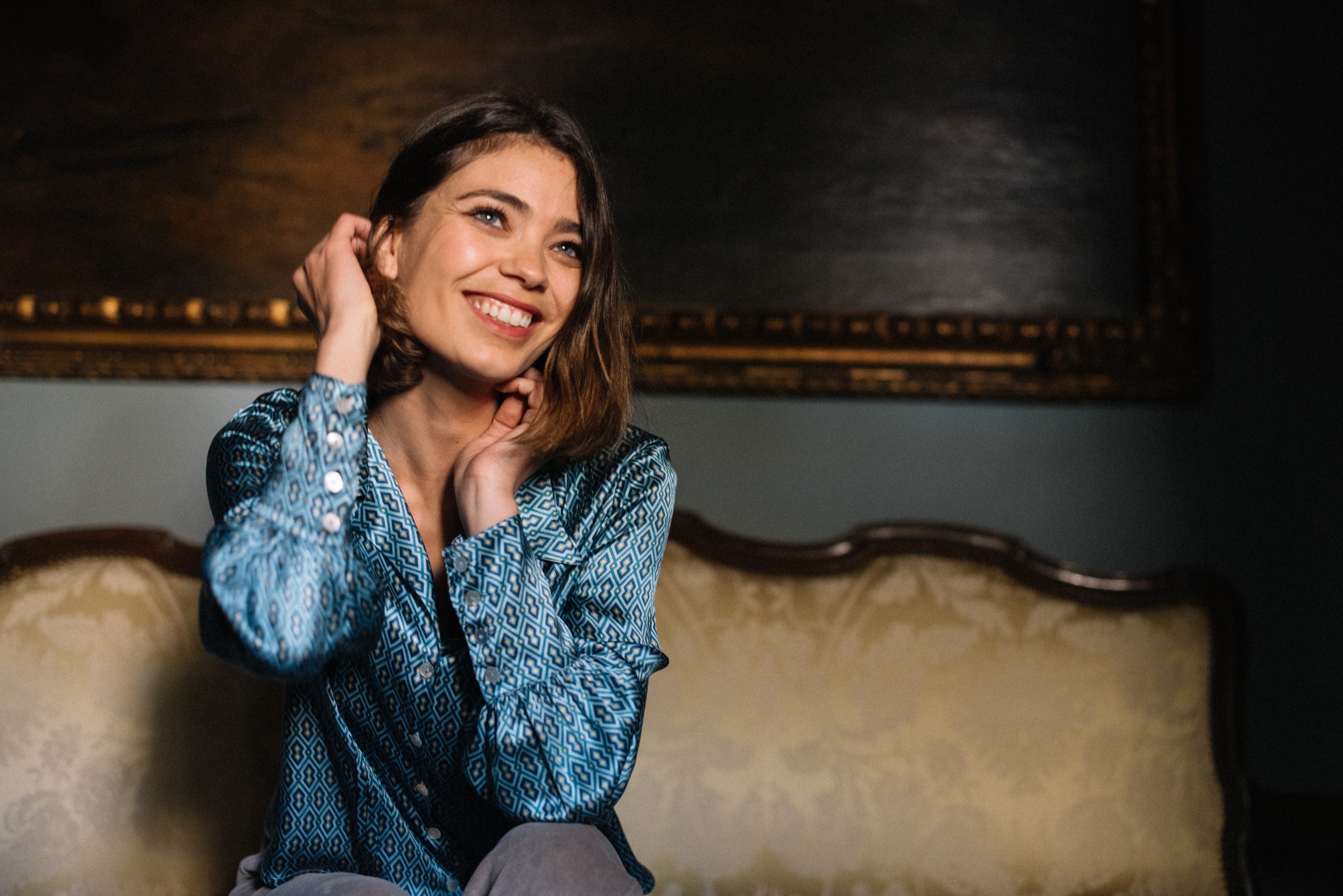 BLUSA DE SEDA AZUL