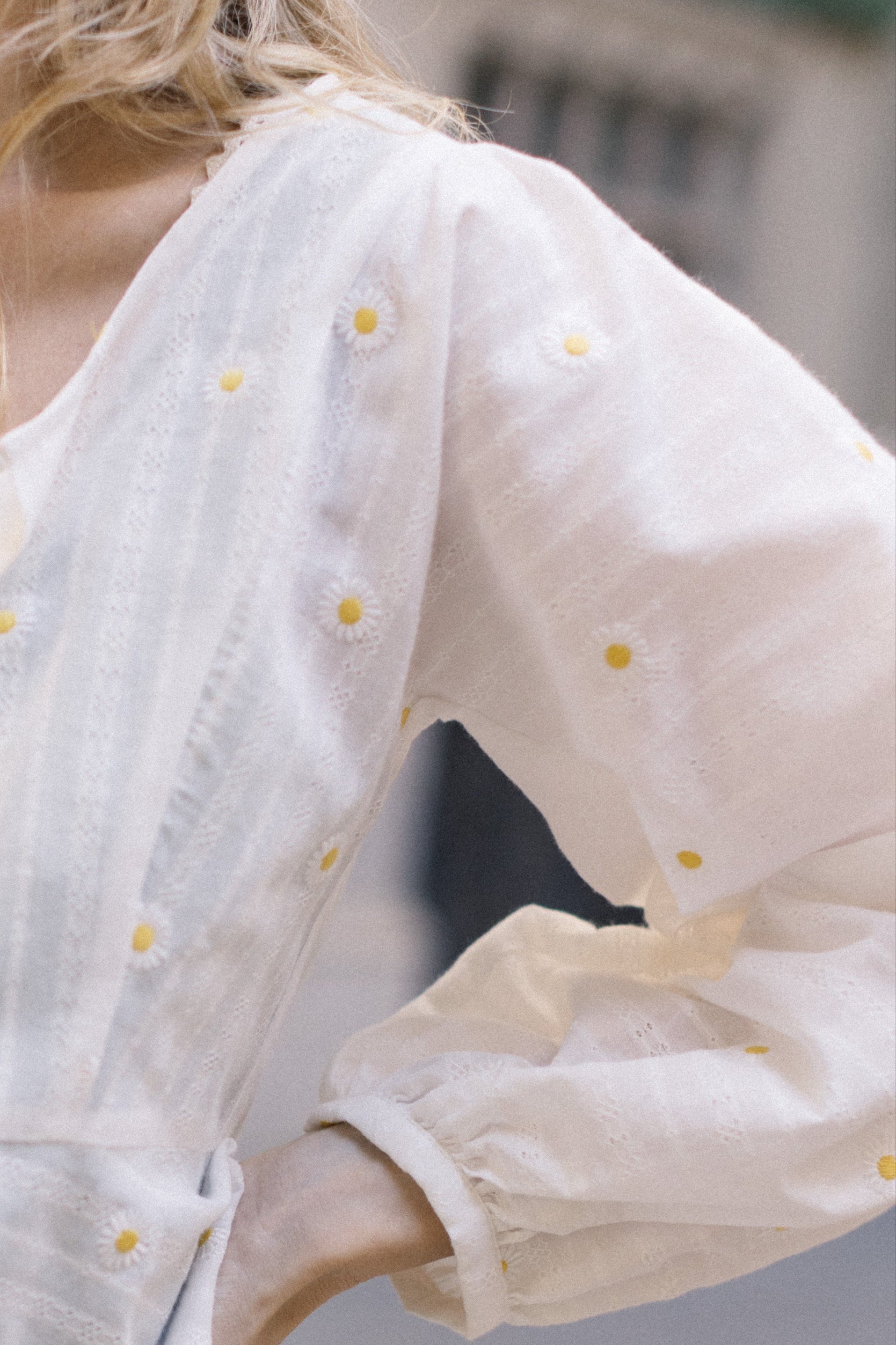 DAISY BLOUSE
