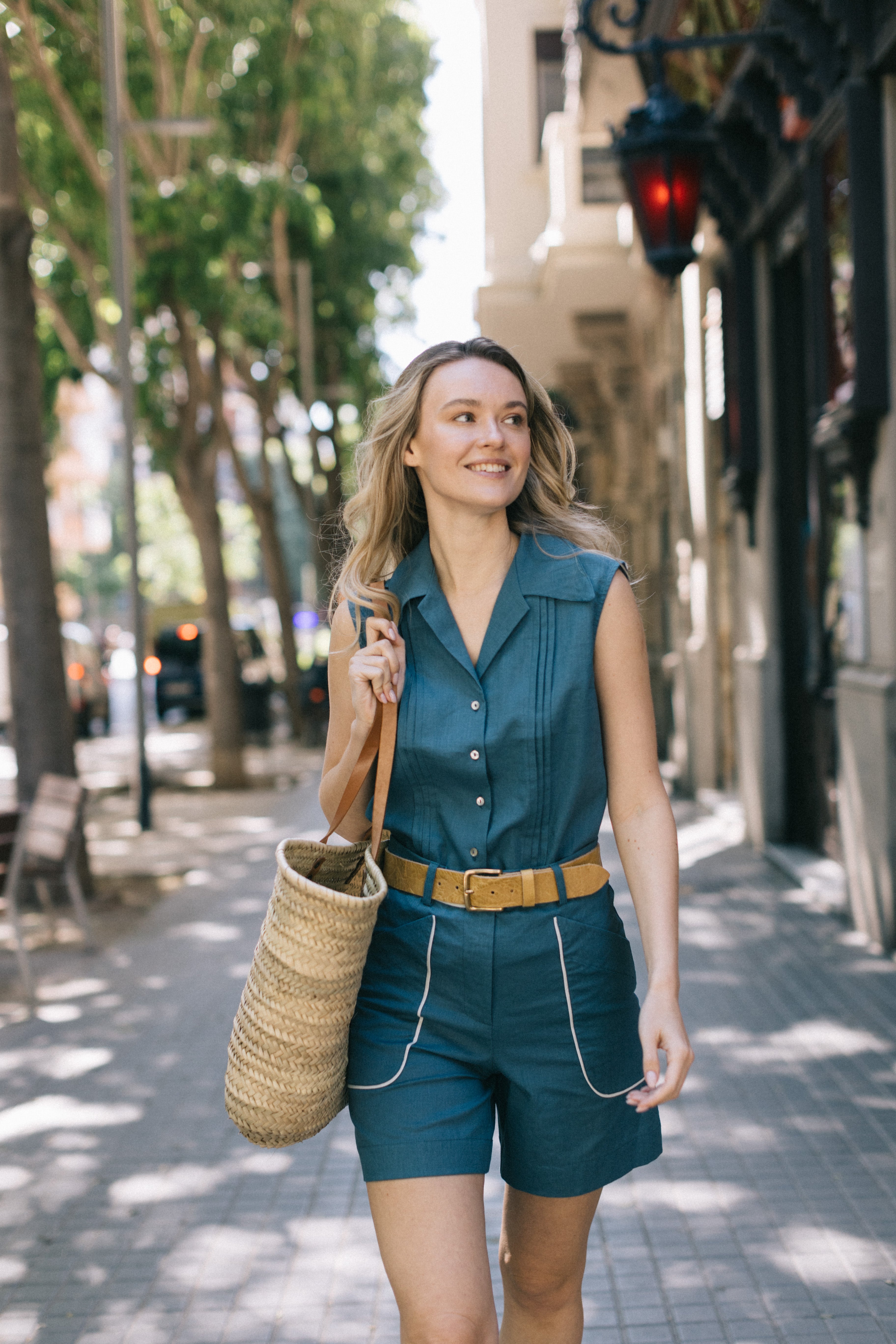 BLUE LINEN TOP