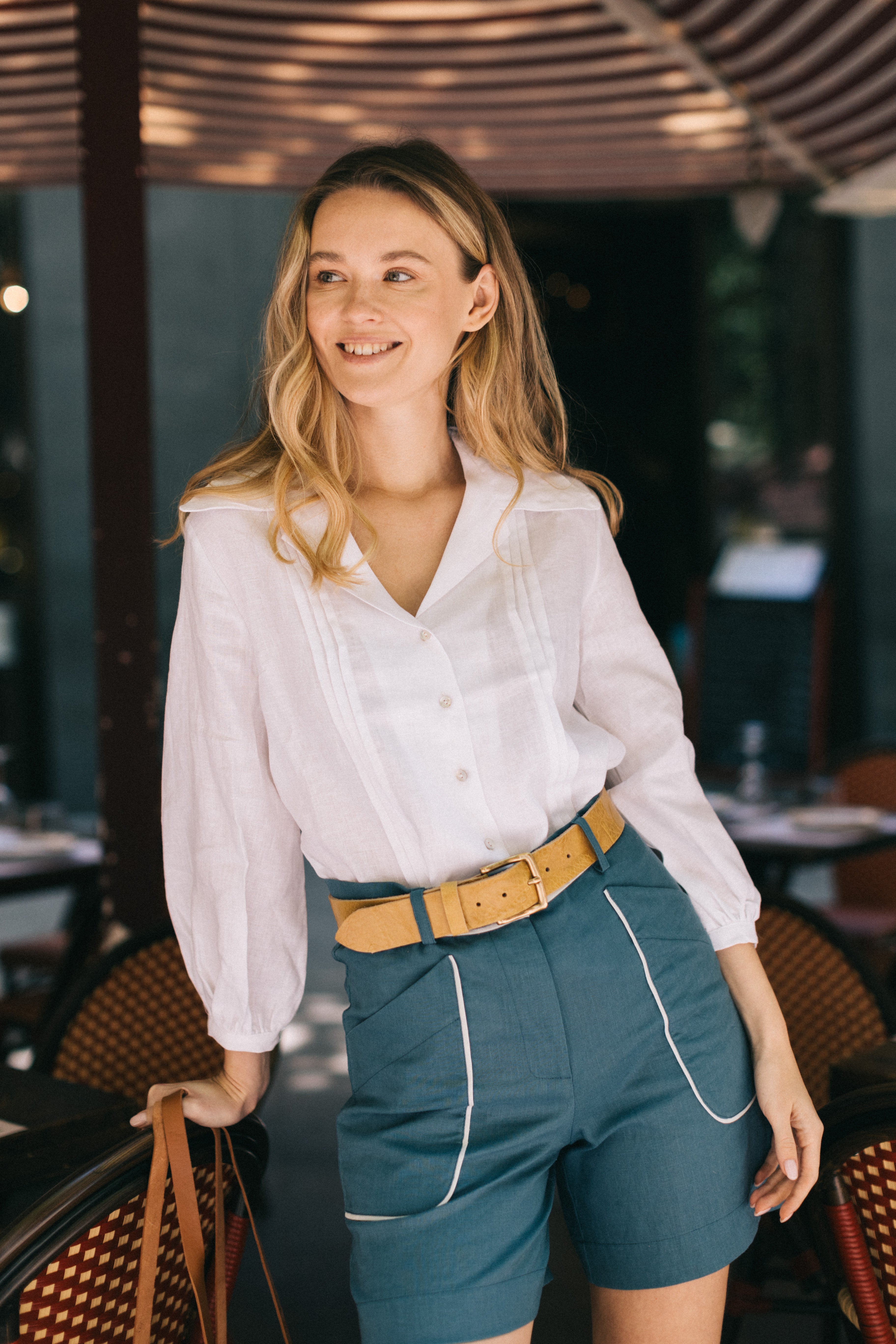 WHITE LINEN BLOUSE